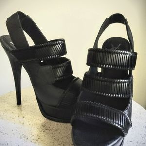 Yves Saint Laurent Black Leather Strappy Stiletto Made in Italy. Size 38 Bondage